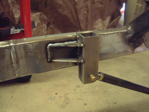 lwr_link_brkt_and_gusset