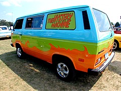 143972002_scooby_doo_van