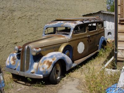 165001396_pontiac_eureka