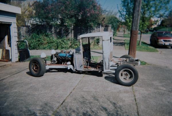 34_EARLY_cab_engine_on_frame_