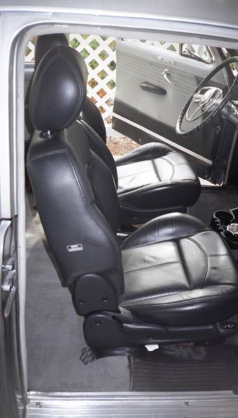 PT Cruiser electric buckets (the only thing my wife asked for on the car)