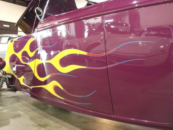 House of Kolor Show Quality Paint and 5-color flames