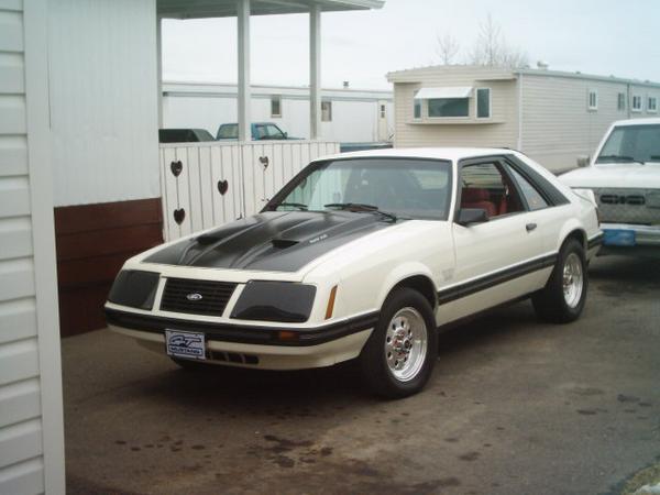 83 Mustang GT