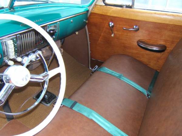 1949_CHEVROLET_TIN_WOODIE_4_interior_front