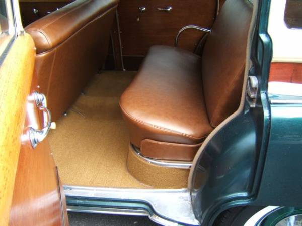 1949_CHEVROLET_TIN_WOODIE_5_interior_rear