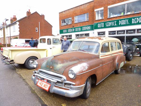 1949_Chevrolet_Station_Wagon_left_front