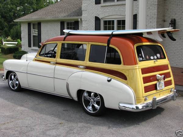 1952_Chevrolet_Tin_Woody_Wagon_3_