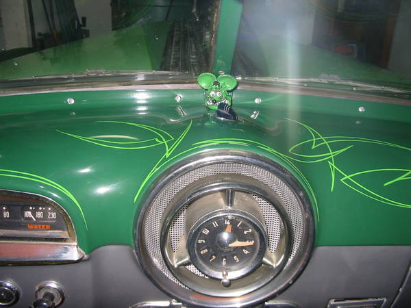 1952_pontiac_cheiftan_0041