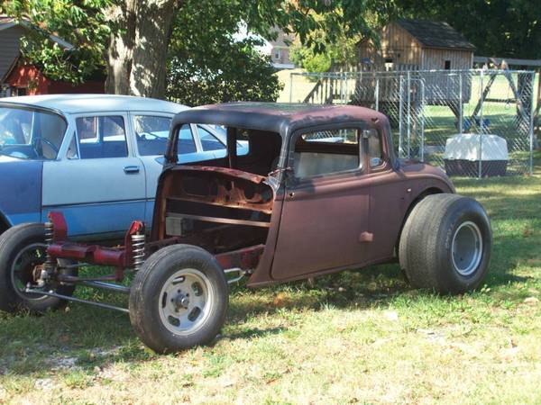 '34 Plymouth 5 window coupe