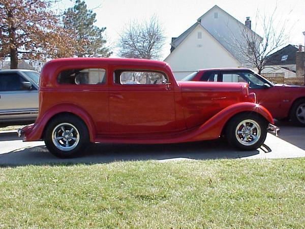 1935 Chevy sedan