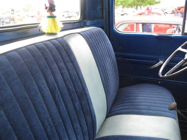 '51 Ford Truck at Car Show