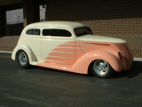 '37 Ford Victoria