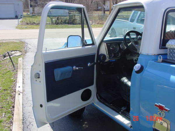 69_chevy_truck_055