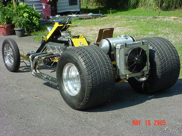 Rear view of Super-Quad