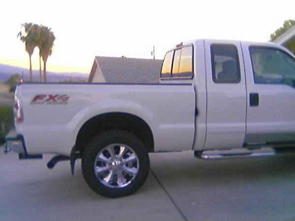 Waterskiers2  - New wheels 1