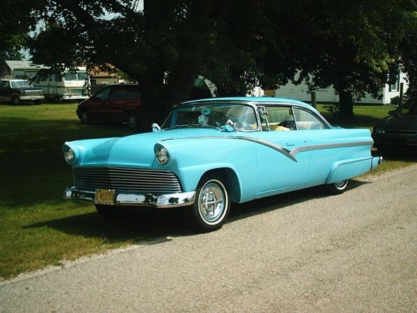 Rich Kings 1956 Vicky Kustom