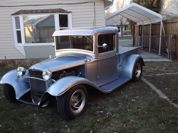 32 Ford Pickup freshened up