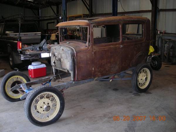 StillKruzn's 31 Sedan...