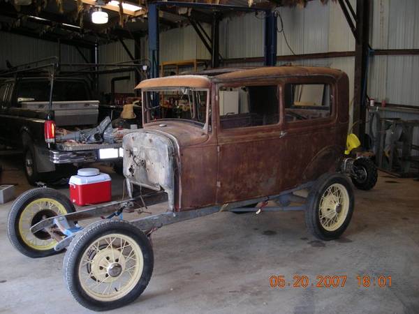 StillKruzn's 31 Sedan...