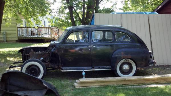 1946 Ford Fordor Super Deluxe