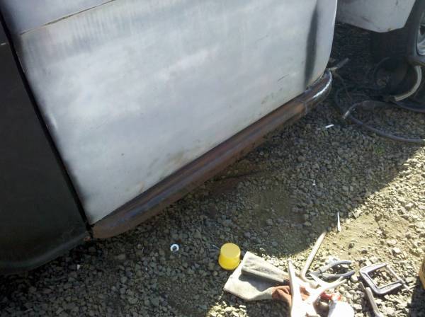 door closed side door jam