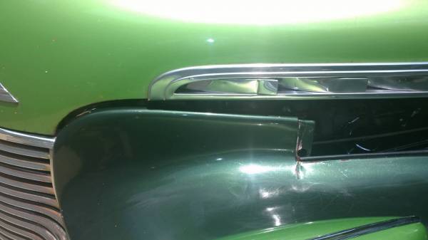 Stress cracks, left front fender