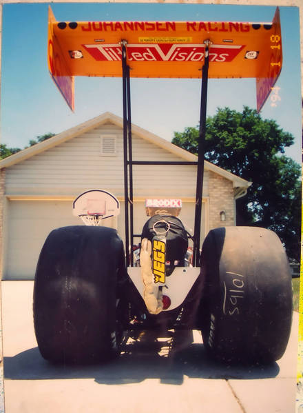 joels_dragster_rear_tu1
